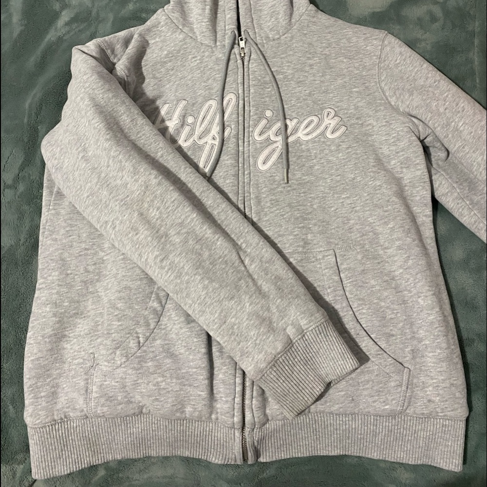 Tommy Hilfiger, Size: medium, Light gray